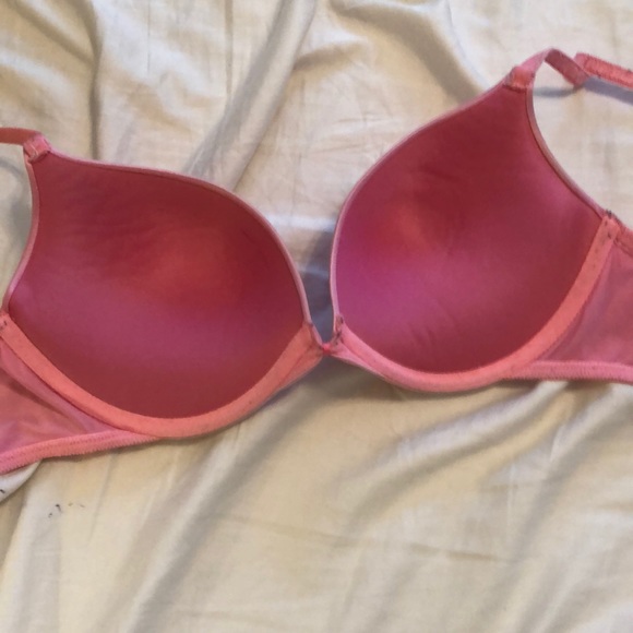 Victoria’s Secret Pink Bra - Picture 2 of 3